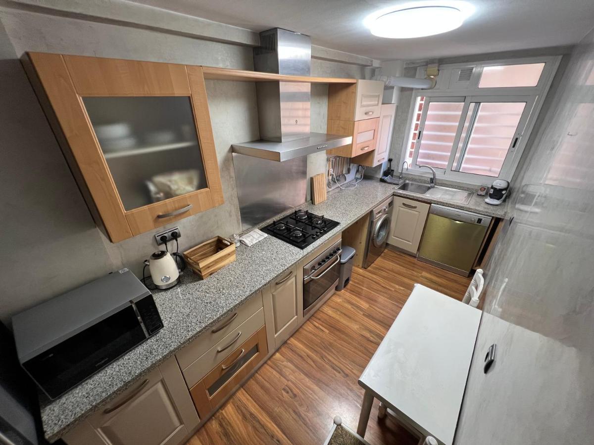 3 Bedrooms Apt With The Sea View マラガ エクステリア 写真
