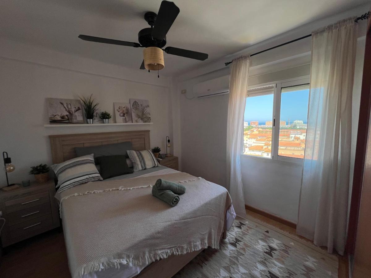 3 Bedrooms Apt With The Sea View マラガ エクステリア 写真