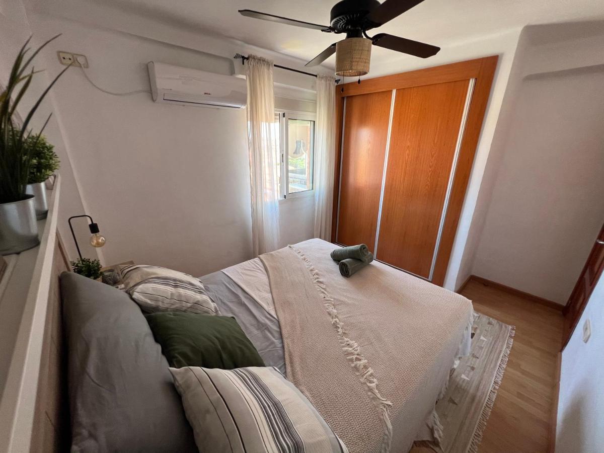 3 Bedrooms Apt With The Sea View マラガ エクステリア 写真